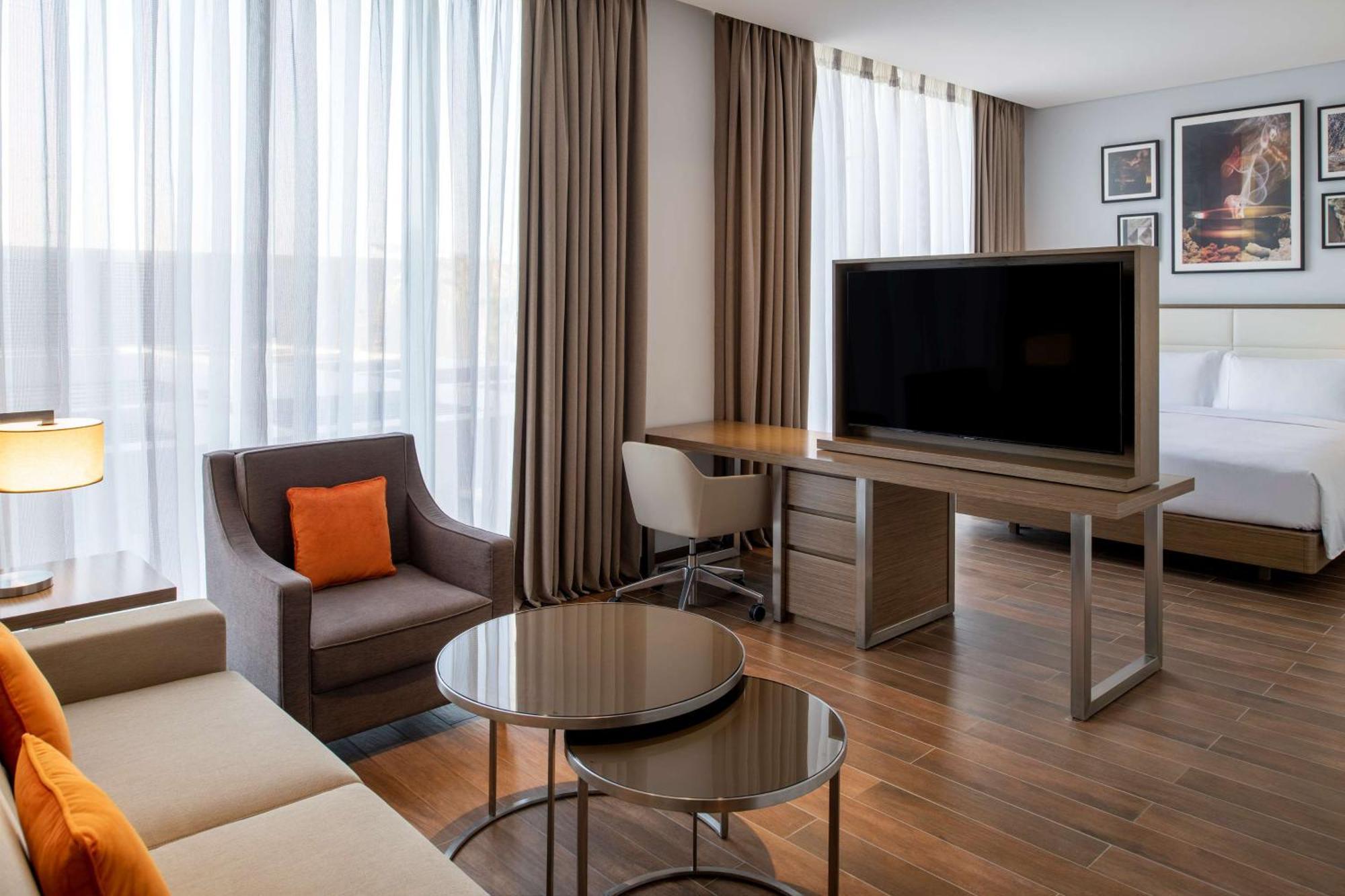 Doubletree Suites By Hilton - Riyadh Financial District Εξωτερικό φωτογραφία